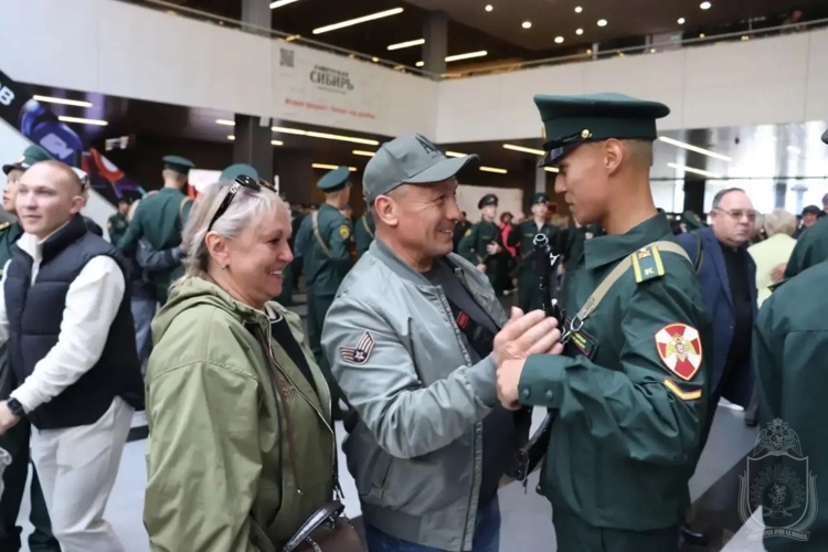 Курсанты 1 курса Новосибирского военного института приняли присягу