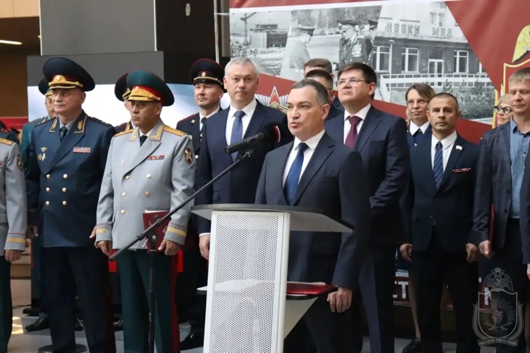 Курсанты 1 курса Новосибирского военного института приняли присягу