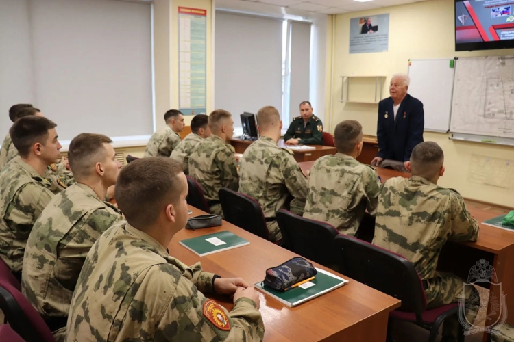 В Новосибирском военном институте отметили День знаний