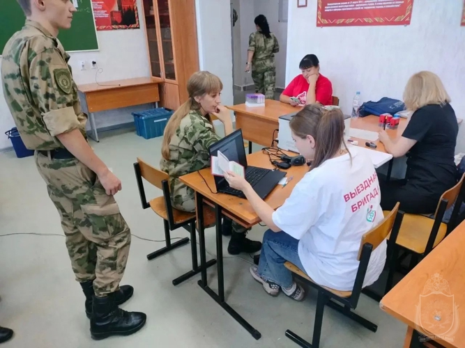 В военном институте провели донорскую акцию