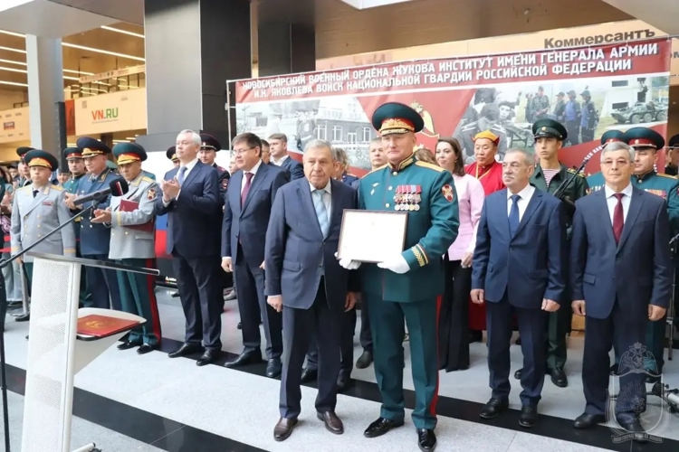 Курсанты 1 курса Новосибирского военного института приняли присягу