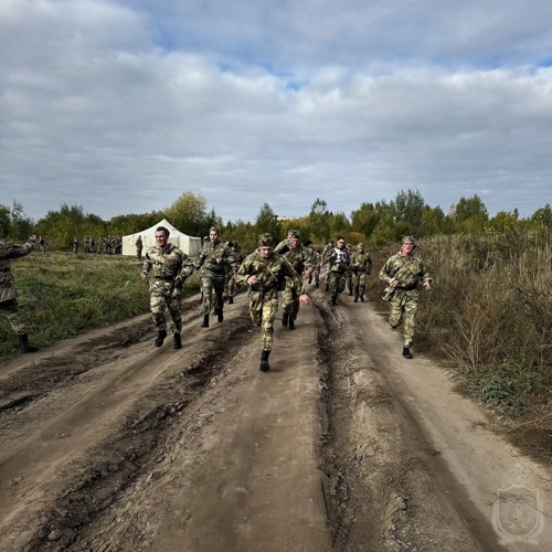 В военном институте прошел чемпионат по марш-броску