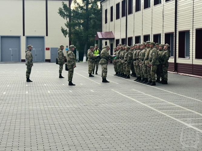 В военном институте провели показное занятие по охране важных государственных объектов