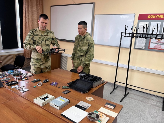 В Новосибирском военном институте прошли соревнования  по курсантскому триатлону