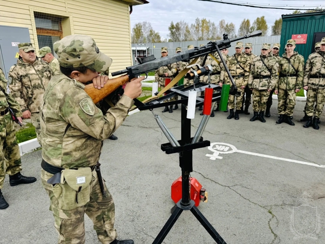 В военном институте провели показное занятие по охране важных государственных объектов