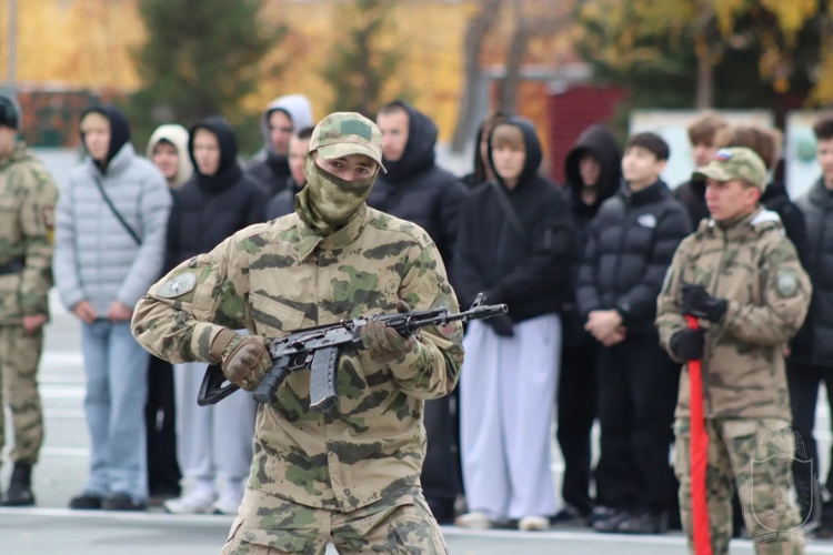 В Новосибирском военном институте прошел День открытых дверей