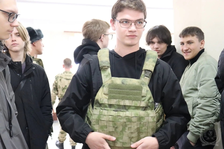 В Новосибирском военном институте прошел День открытых дверей