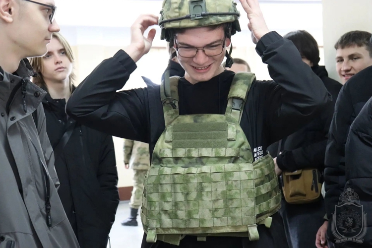 В Новосибирском военном институте прошел День открытых дверей