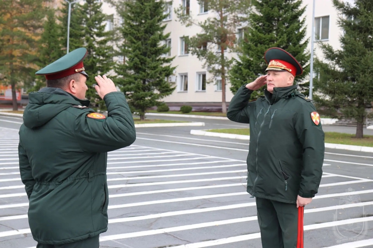 В Новосибирском военном институте прошел День открытых дверей